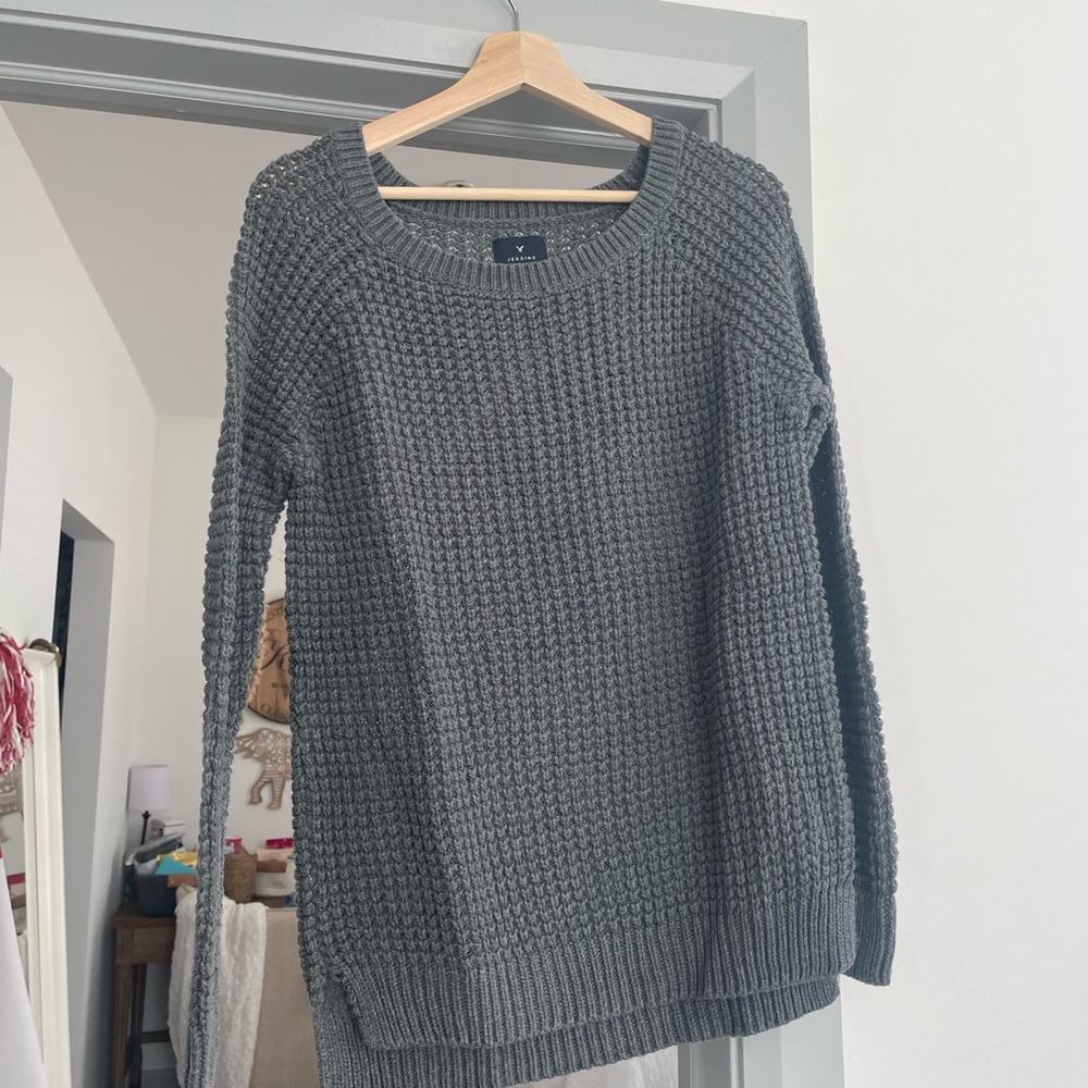 Grey jeggings sweater- American eagle
